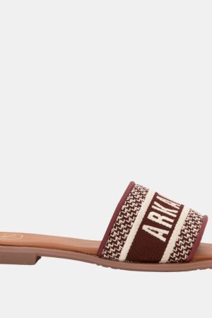 BOBBIE GAME DAY ARKANSAS